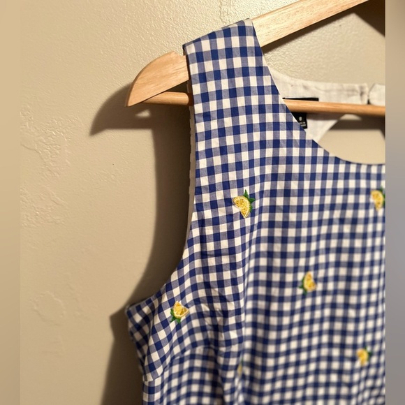 Talbots Lemons & Gingham Shift Dress Blue &White Cotton Embroidered Keyhole Back - Picture 3 of 16
